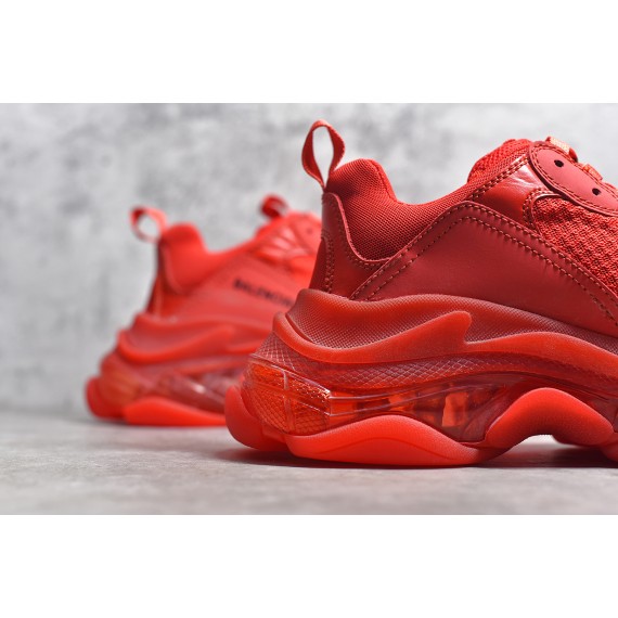TRIPLE S RED