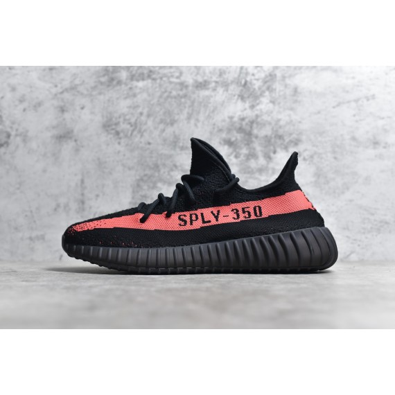 YEEZY CORE  BLACK RED SIZE 6.5